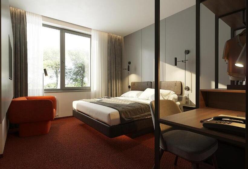 Lev Lifestyle Hotel   Maestro