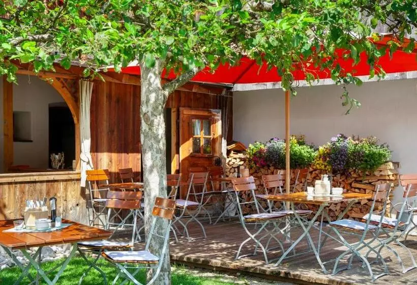 Pension Block S Post