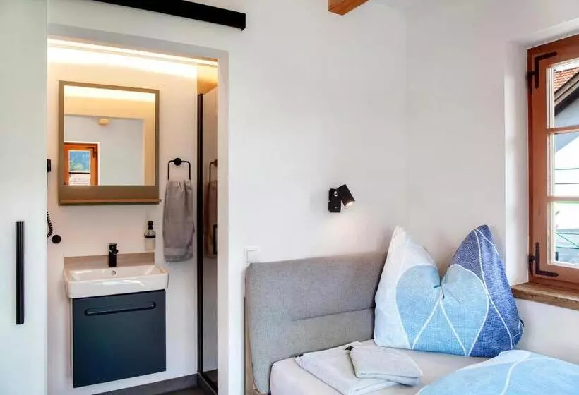 Pension Block S Post