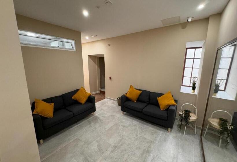 پانسیون Castillo Emblematic Rooms