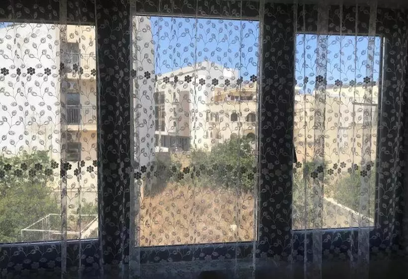 پانسیون Gratia Studios