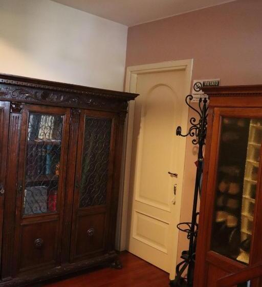 پانسیون Guest House La Palazzina