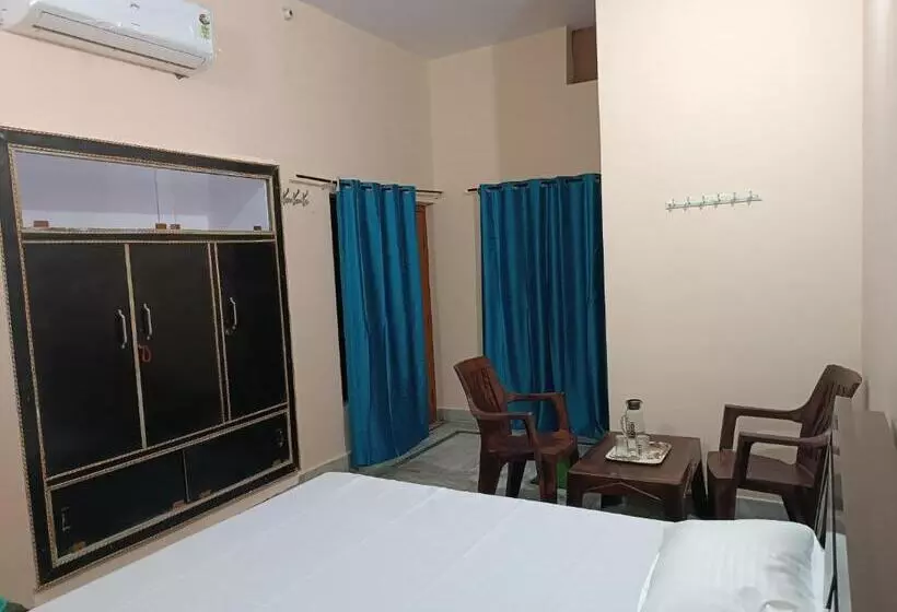Majatalo Raghuvardham Delux 2 Double Beds