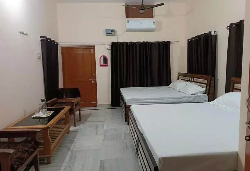 Majatalo Raghuvardham Delux 2 Double Beds