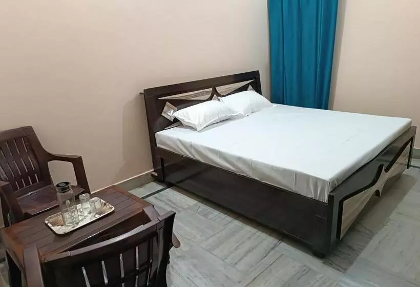 Majatalo Raghuvardham Delux 2 Double Beds