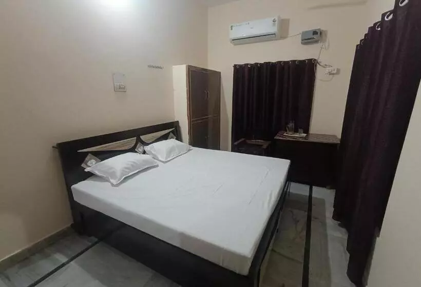 Majatalo Raghuvardham Delux 2 Double Beds
