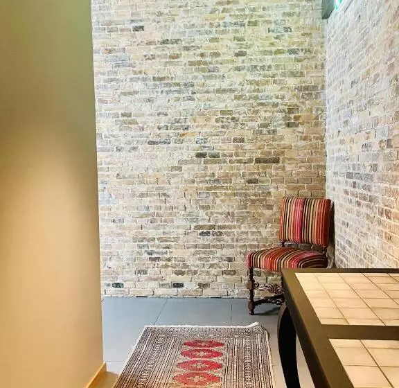 Aamiaismajoitus (B&B) Brukshotellet