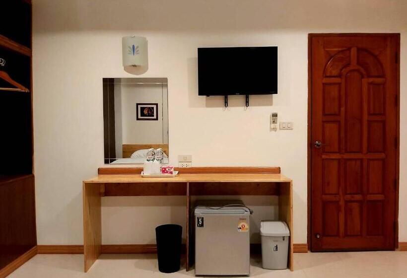 Hotel เปริม เฮ้าส์