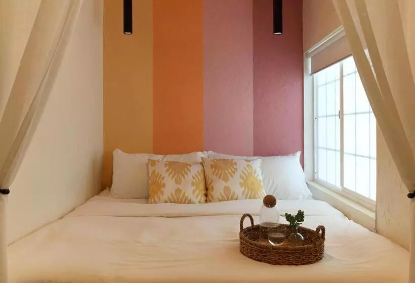 هتل 11br Designer Villa Poolside Dntwn Ps Sleeps 30