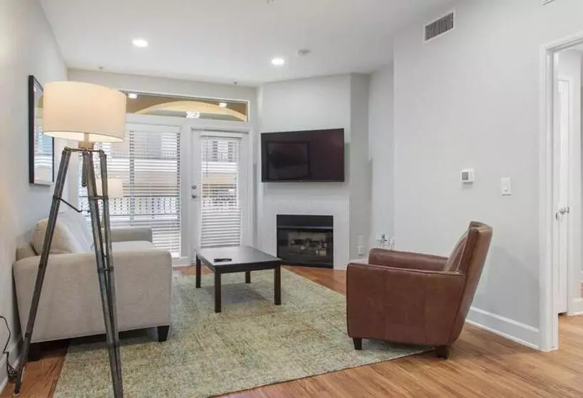 هتل کپسول Central 2bedroom 5 Mins To Grove With Pool & Free Parking