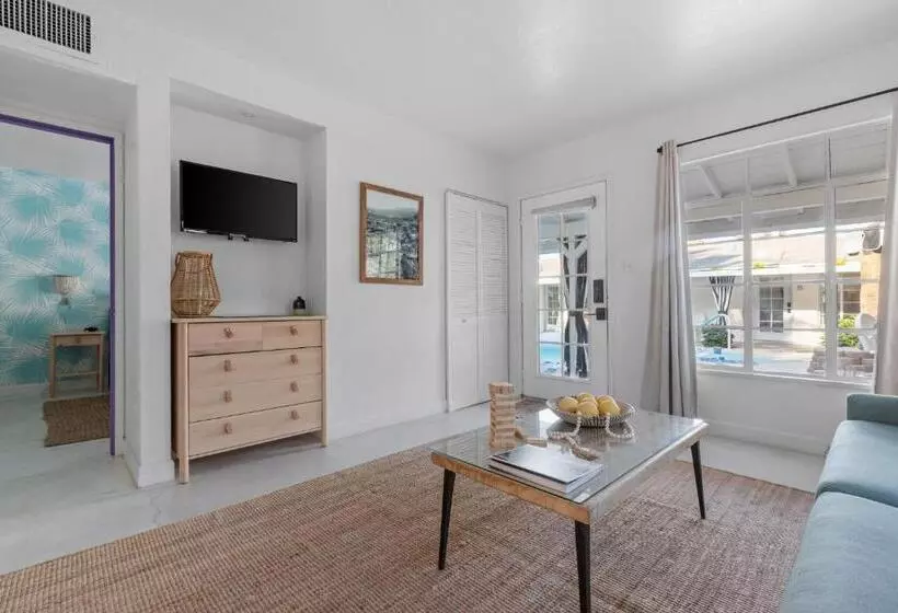 هتل Designer Poolside Escape Near Downtown Ps
