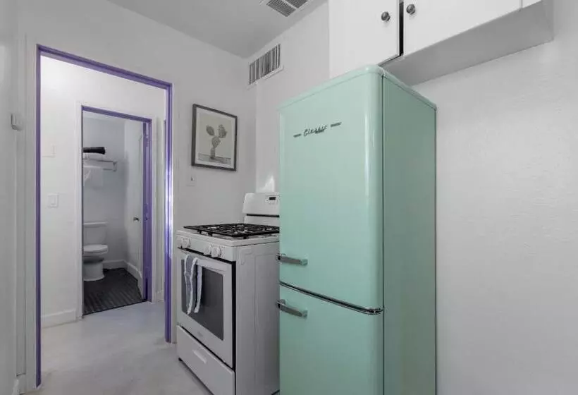 هتل Designer Poolside Escape Near Downtown Ps