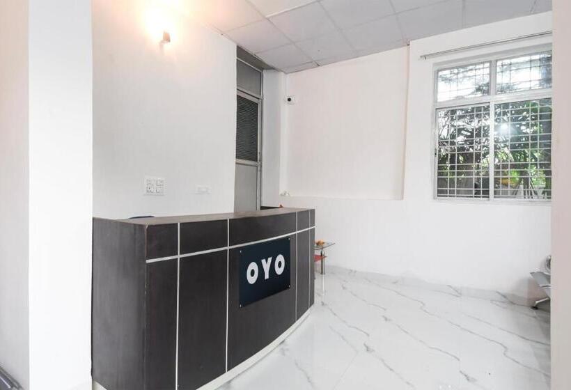 هتل Oyo Silver Line