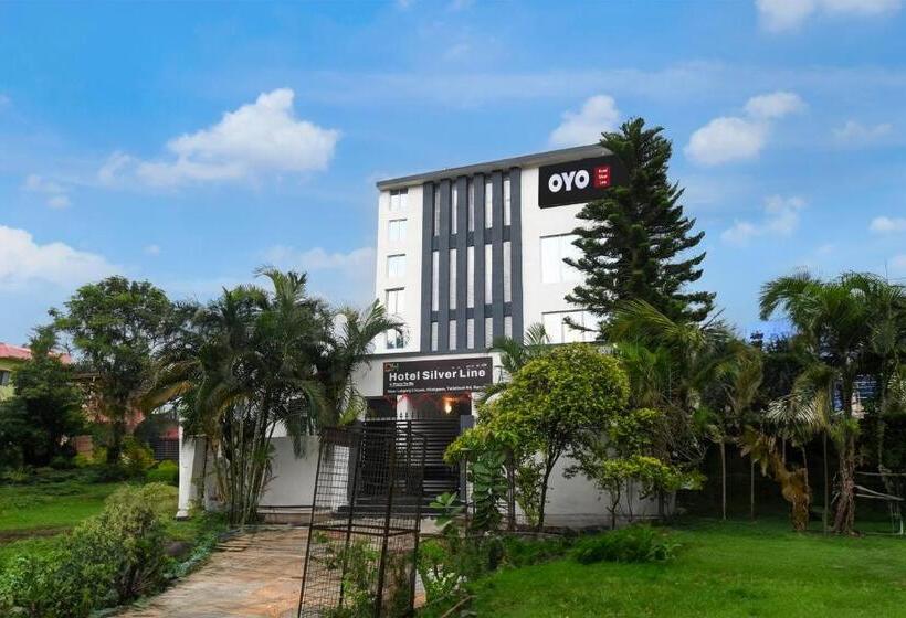 هتل Oyo Silver Line