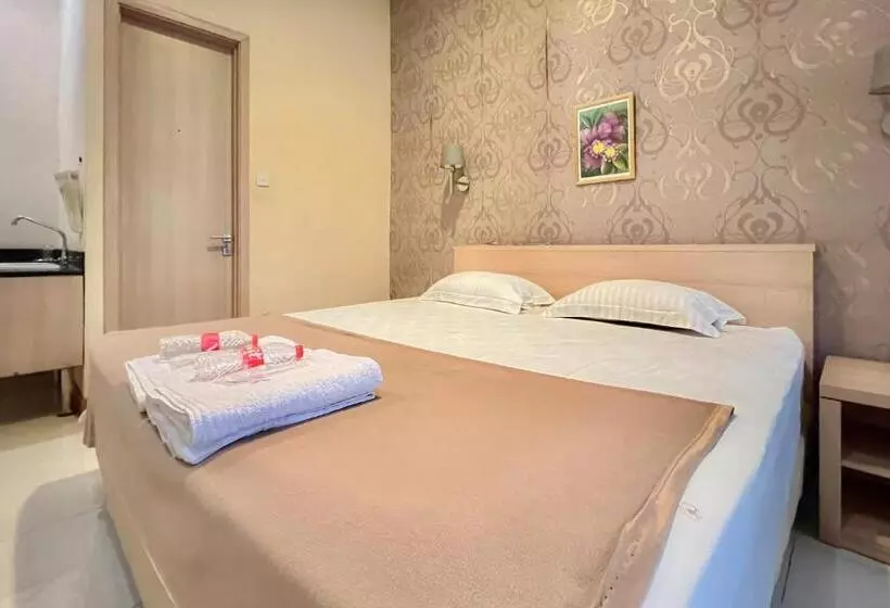 Hotelli Wisma Anggrek Syariah Mitra Reddoorz