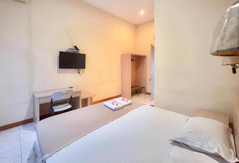 ホテル Wisma Anggrek Syariah Mitra Reddoorz