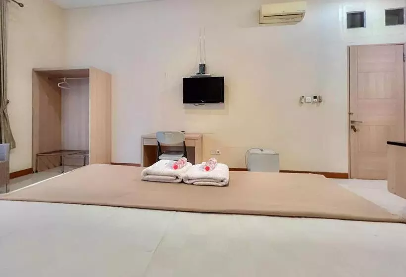 Hotelli Wisma Anggrek Syariah Mitra Reddoorz