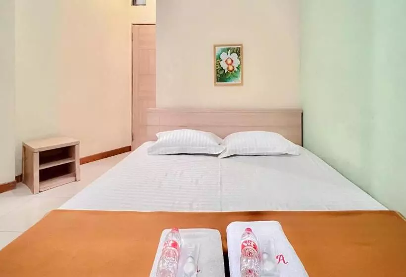 Hotelli Wisma Anggrek Syariah Mitra Reddoorz