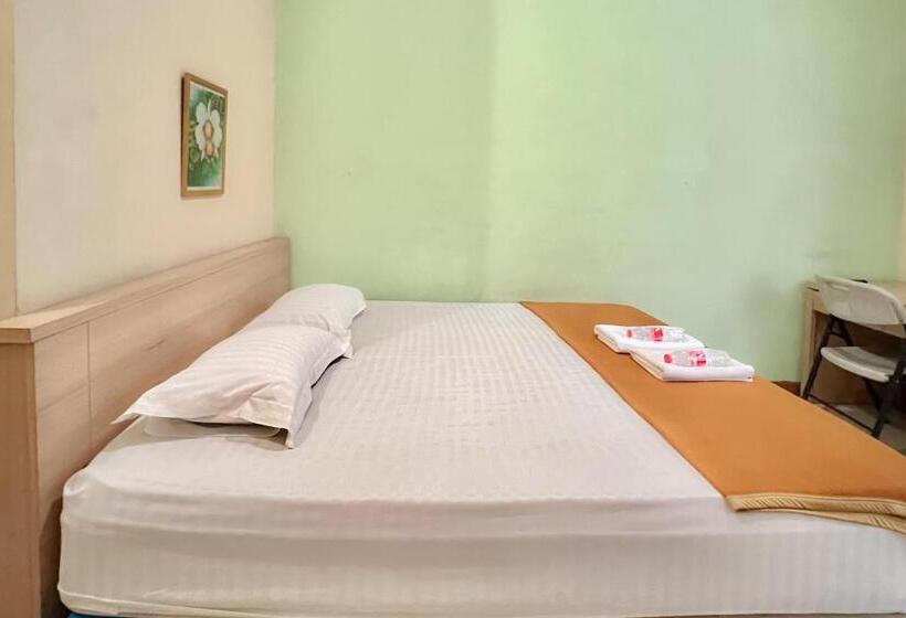 ホテル Wisma Anggrek Syariah Mitra Reddoorz