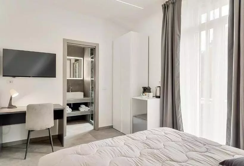 پانسیون Home 501 Guest House   La Spezia