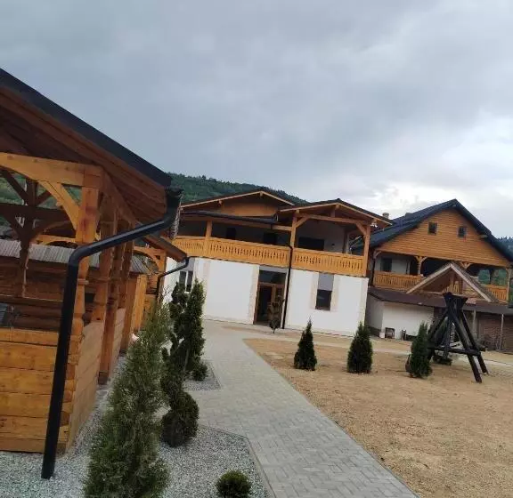 پانسیون Popasul Din Vale