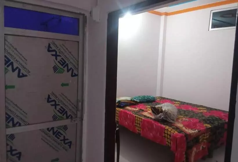 ペンション S K Shukla Guest House