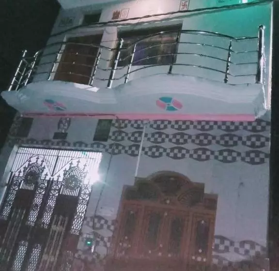 ペンション S K Shukla Guest House