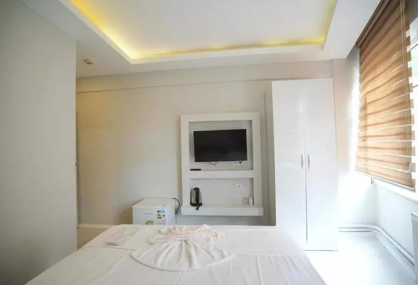 Amazon Suit Otel