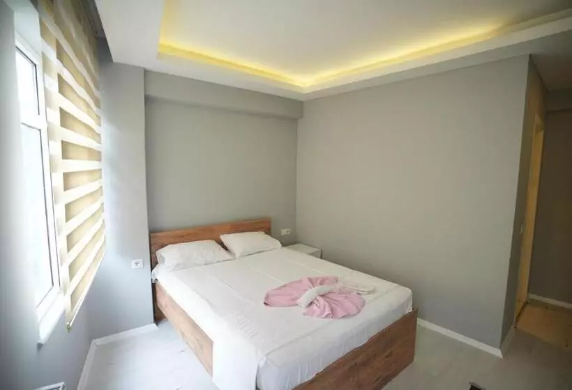 Amazon Suit Otel