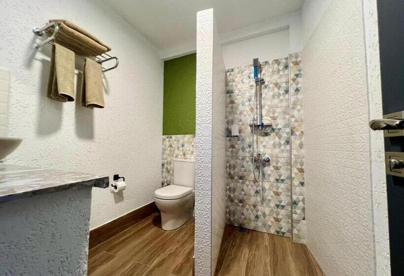 ベッドアンドブレックファースト Elm