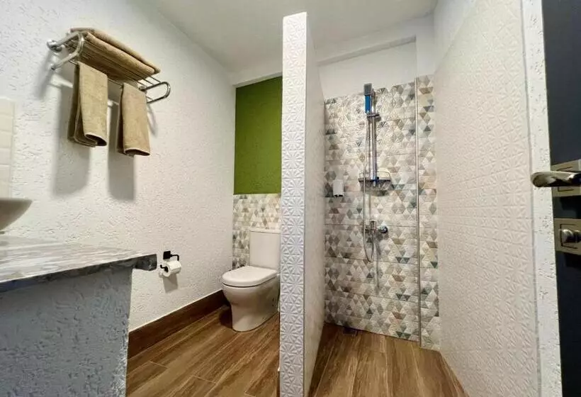 Aamiaismajoitus (B&B) Elm