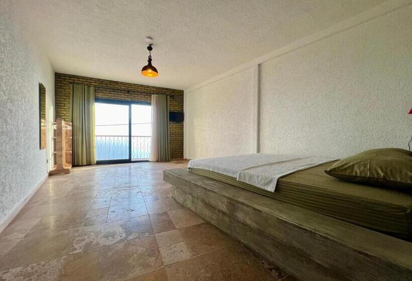 ベッドアンドブレックファースト Elm