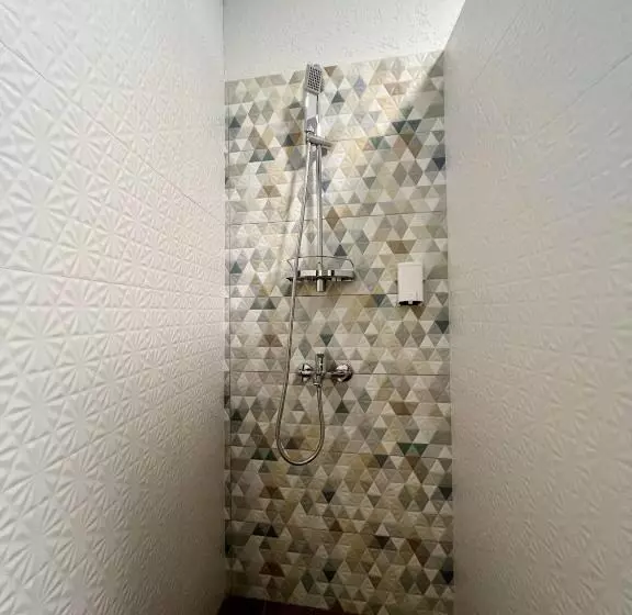 Aamiaismajoitus (B&B) Elm