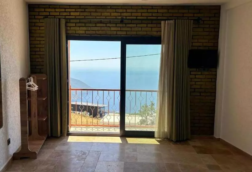 Aamiaismajoitus (B&B) Elm