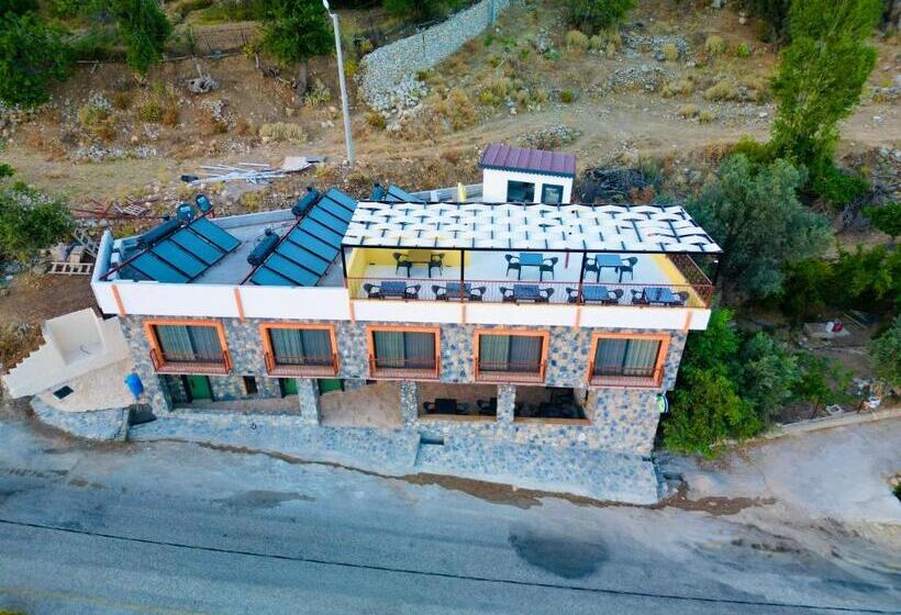 ベッドアンドブレックファースト Elm