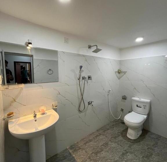 Hotel Coastal Breeze