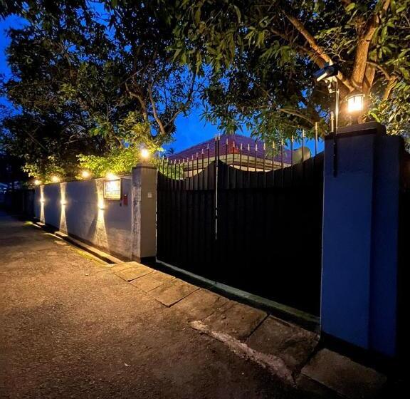 Hotel Coastal Breeze