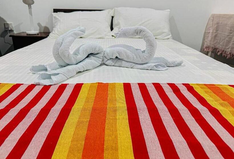 Hotel Coastal Breeze