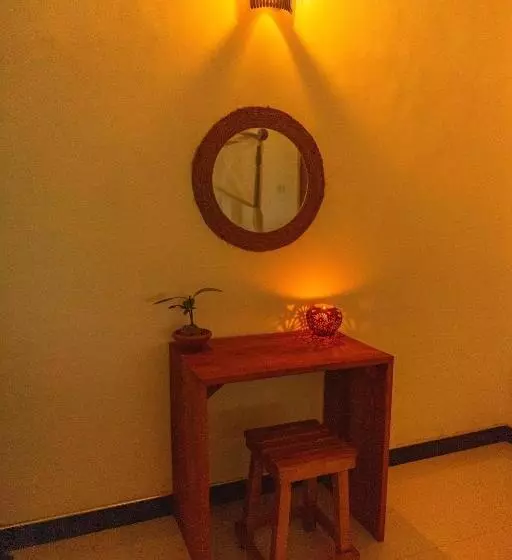 ホテル Hanguk Villa Mirissa