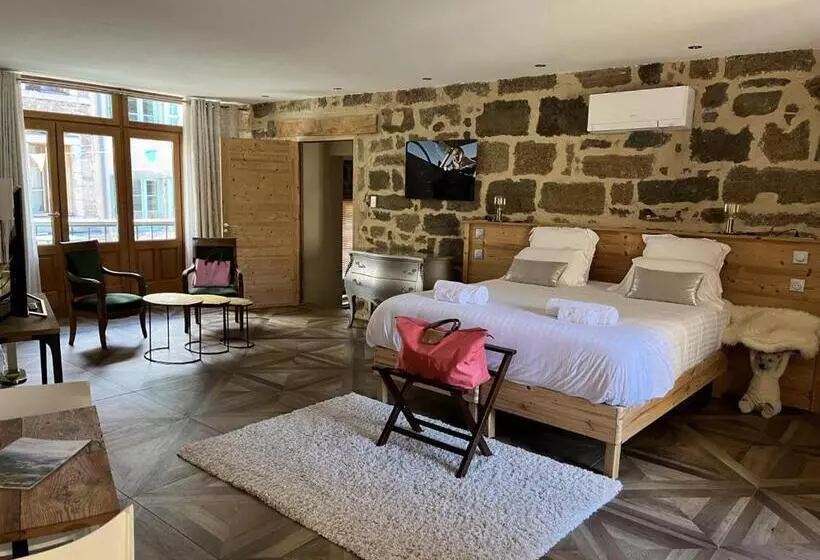 Hotelli Le 19   Suite 19   50m2   Centre Historique   Clim
