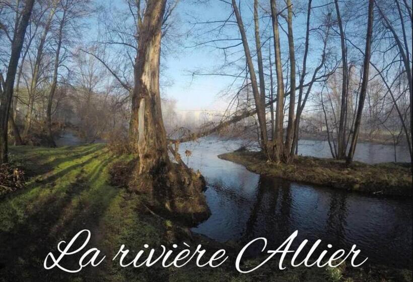 호텔 Le 19   Suite 19   50m2   Centre Historique   Clim