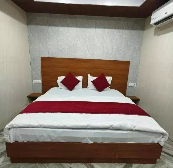 ホテル Maha Roopa Palace
