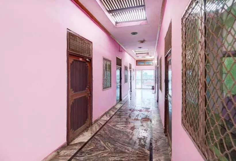 Hotelli O C. P Palace