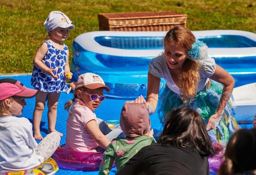 בית מלון כפרי Palace   Kúpele Sliač