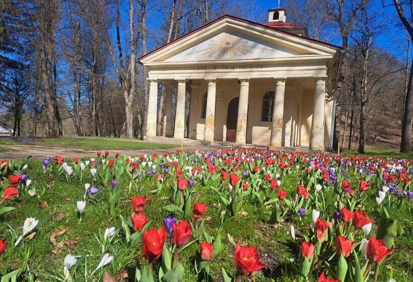 בית מלון כפרי Palace   Kúpele Sliač