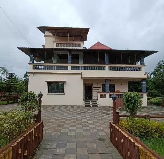 ホテル Shree Farm Badlapur