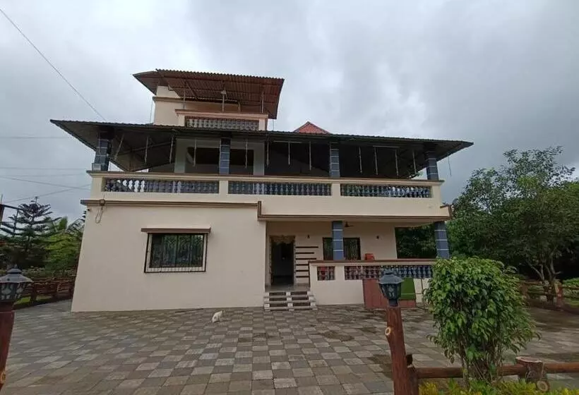 ホテル Shree Farm Badlapur