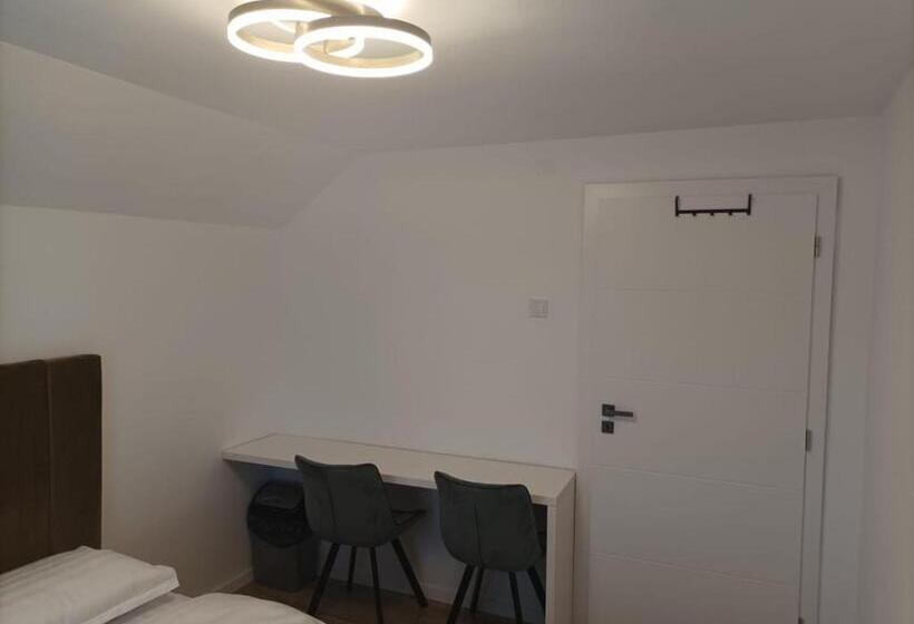 Pensão Casa Taramului