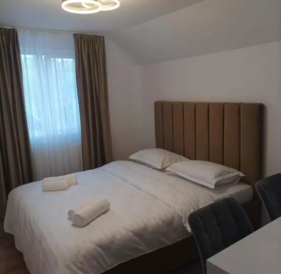 Majatalo Casa Taramului