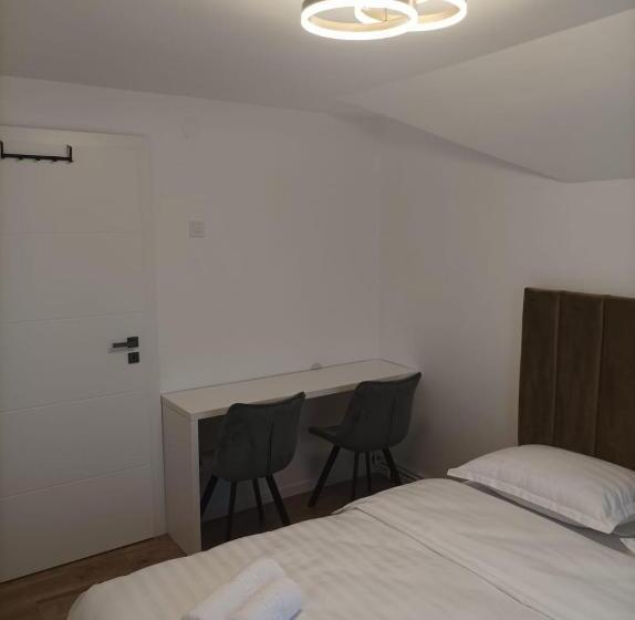 Pensão Casa Taramului